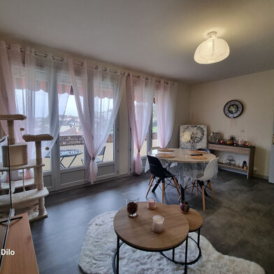 Appartement 4 pièces 76000 €