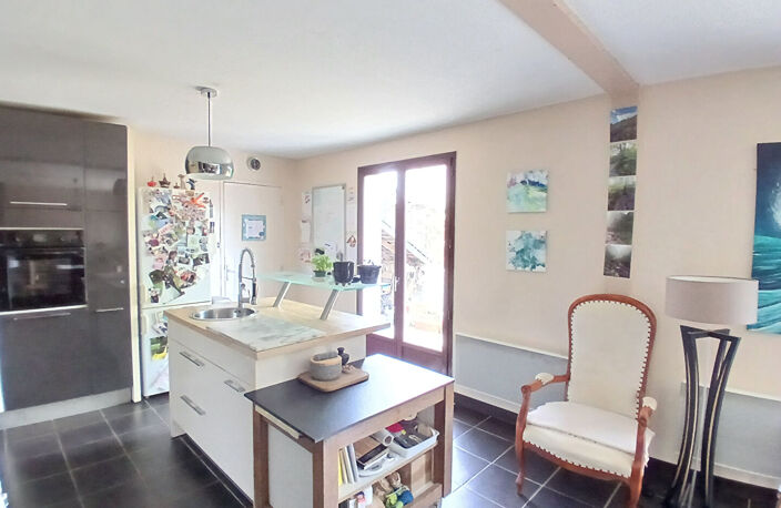 DOMLOUP Maison 6 pièces 97 m2 avec jardin de 430 m² — photo 3