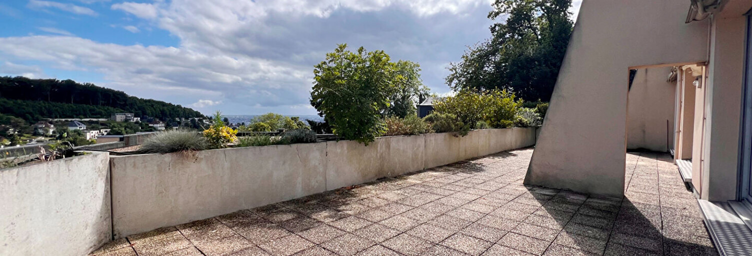 Appartement 4 Pièces 106 m² à vendre à Mont-Saint-Aignan (76130)