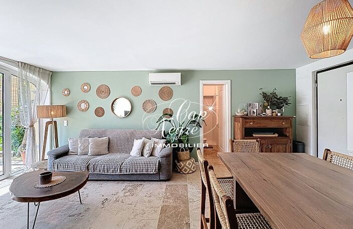 MAISON REFAITE À NEUF AU COEUR DE LA NATURE À VENDRE À GRIMAUD — photo 4