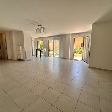 Appartement 5 pièces 300000 €