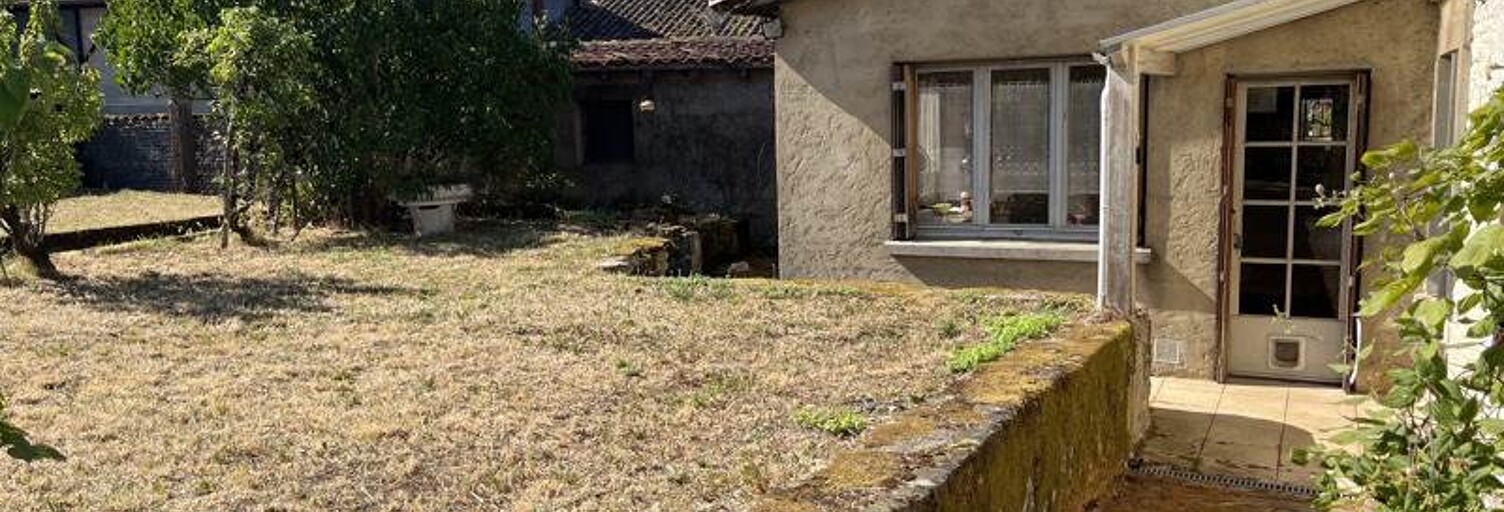 Maison 4 Pièces 111 m² à vendre à Brie (16590)