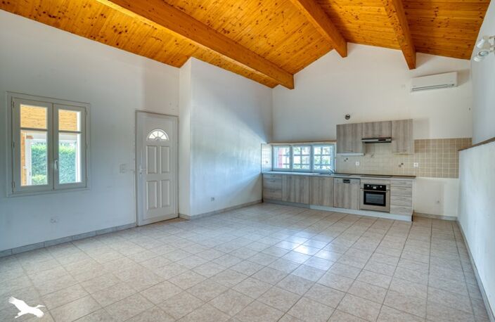 Maison en pierre de 3 pièces principales — photo 5