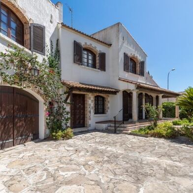 Maison 8 pièces 449000 €