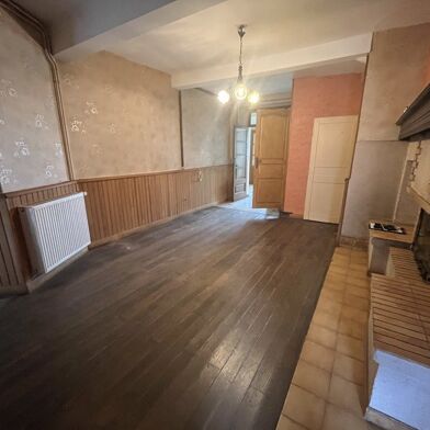 Maison 7 pièces 82500 €