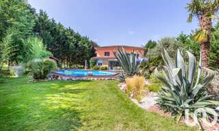 Maison 6 Pièces 220 m² à vendre à Saint-Étienne-de-Tulmont (82410)