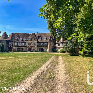 Appartement 8 pièces 2800 €