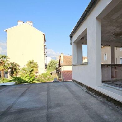 Commerce  289000 €