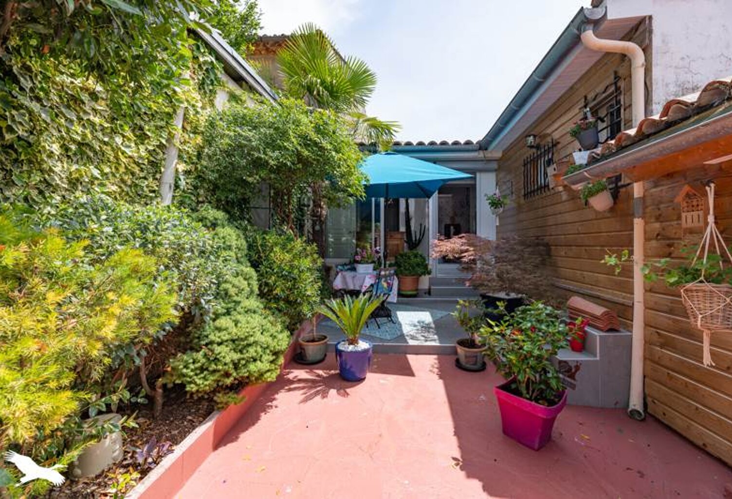 Maison en pierre de 4 pièces principales — photo 1