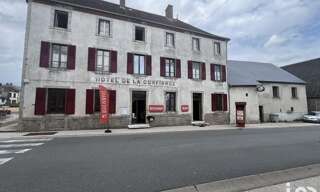 Commerce  220 m² à vendre à Saint-Avit (63380)