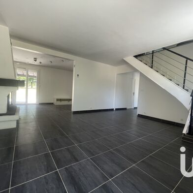 Maison 7 pièces 489000 €