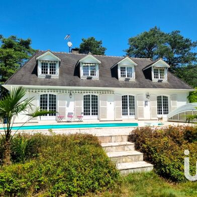 Maison 9 pièces 499000 €