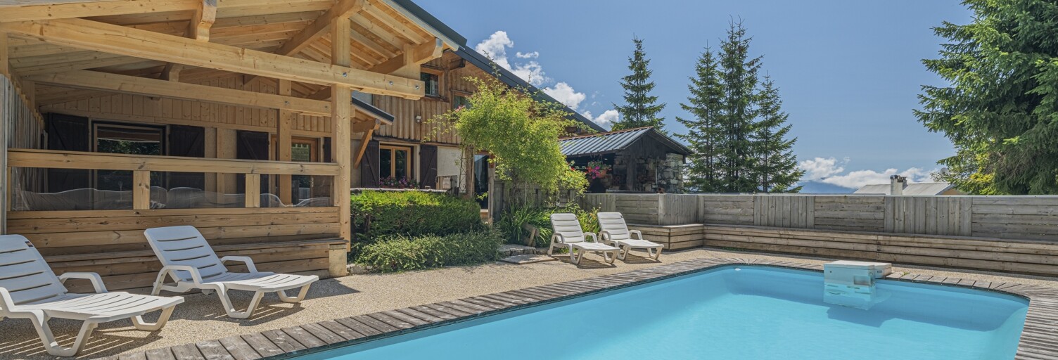 Maison 10 Pièces 424 m² à vendre à Les Déserts (73230)