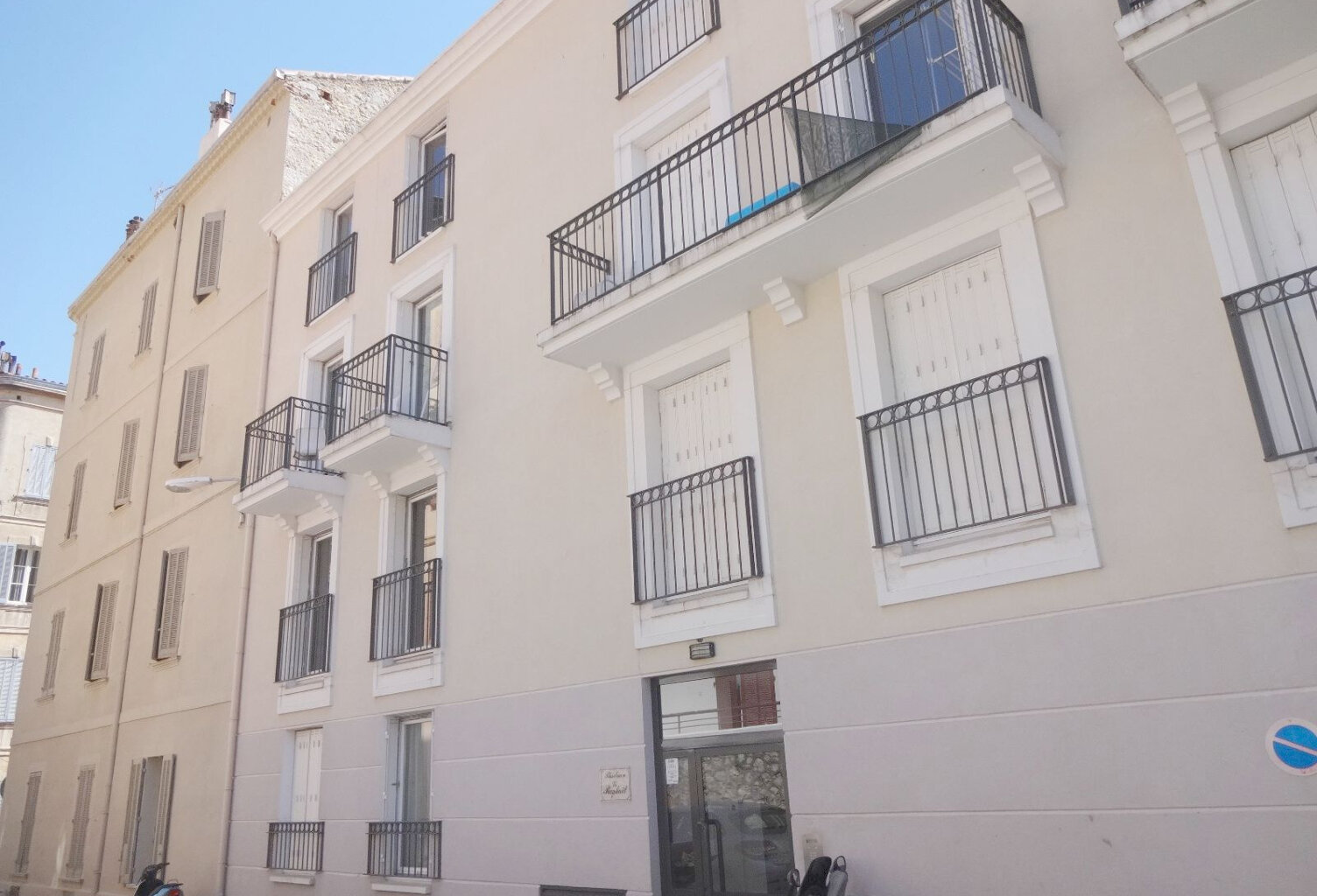 INVESTISSEMENT LOCATIF STUDIO / T1 LOUE, 83000 TOULON — photo 1