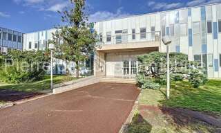 Bureau  200 m² à louer à Rillieux-la-Pape (69140)