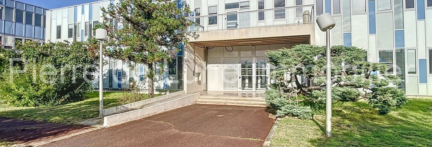 Bureau  200 m² à louer à Rillieux-la-Pape (69140)