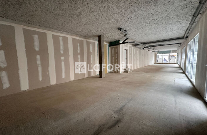 Local commercial Neuf Evreux — photo 4