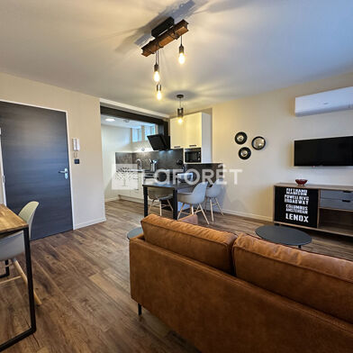 Appartement 2 pièces 610 €