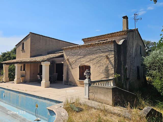 Maison Caumont-sur-durance 6 pièce(s) 180 m2 — photo du bien