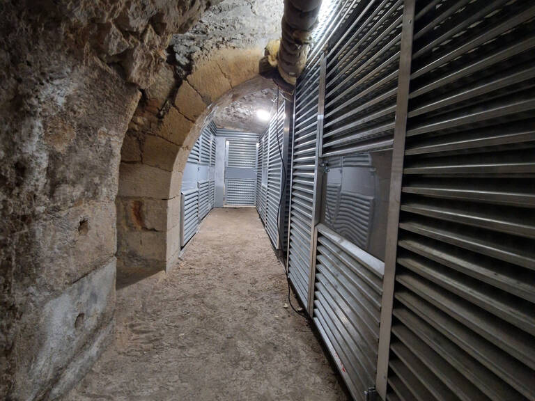 Box-cave en centre ville — photo 1