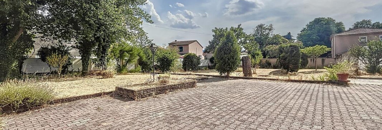 Terrain  629 m² à vendre à Bourg-lès-Valence (26500)