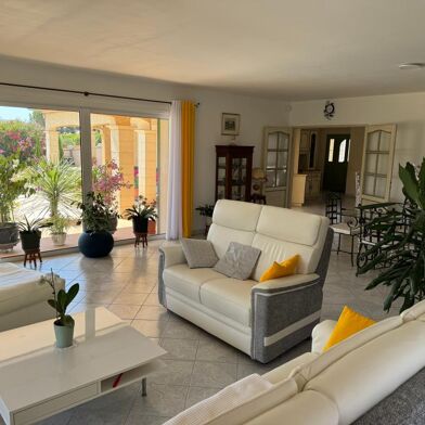 Maison 4 pièces 668000 €