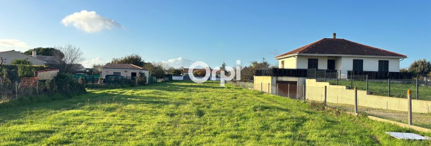 Terrain  829 m² à vendre à Étaules (17750)