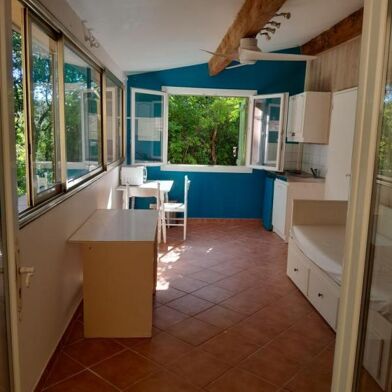 Appartement 1 pièces 550 €