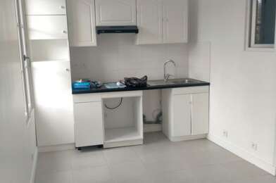 Appartement 3 pièces 700 €