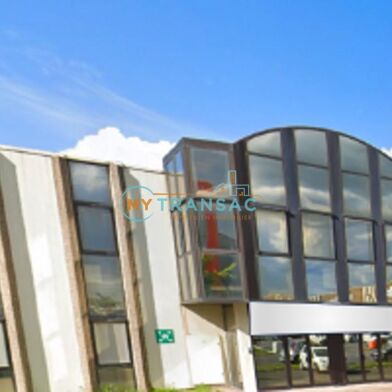 Local industriel  6600 €