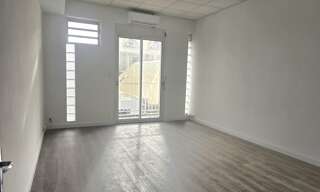 Bureau  75 m² à louer à Saint-Pierre (97410)