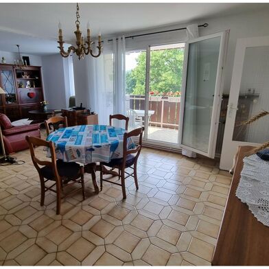 Appartement 4 pièces 259000 €