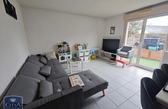 Vente appartement 3 pièces 64 m² Vivy (49680) — photo 2