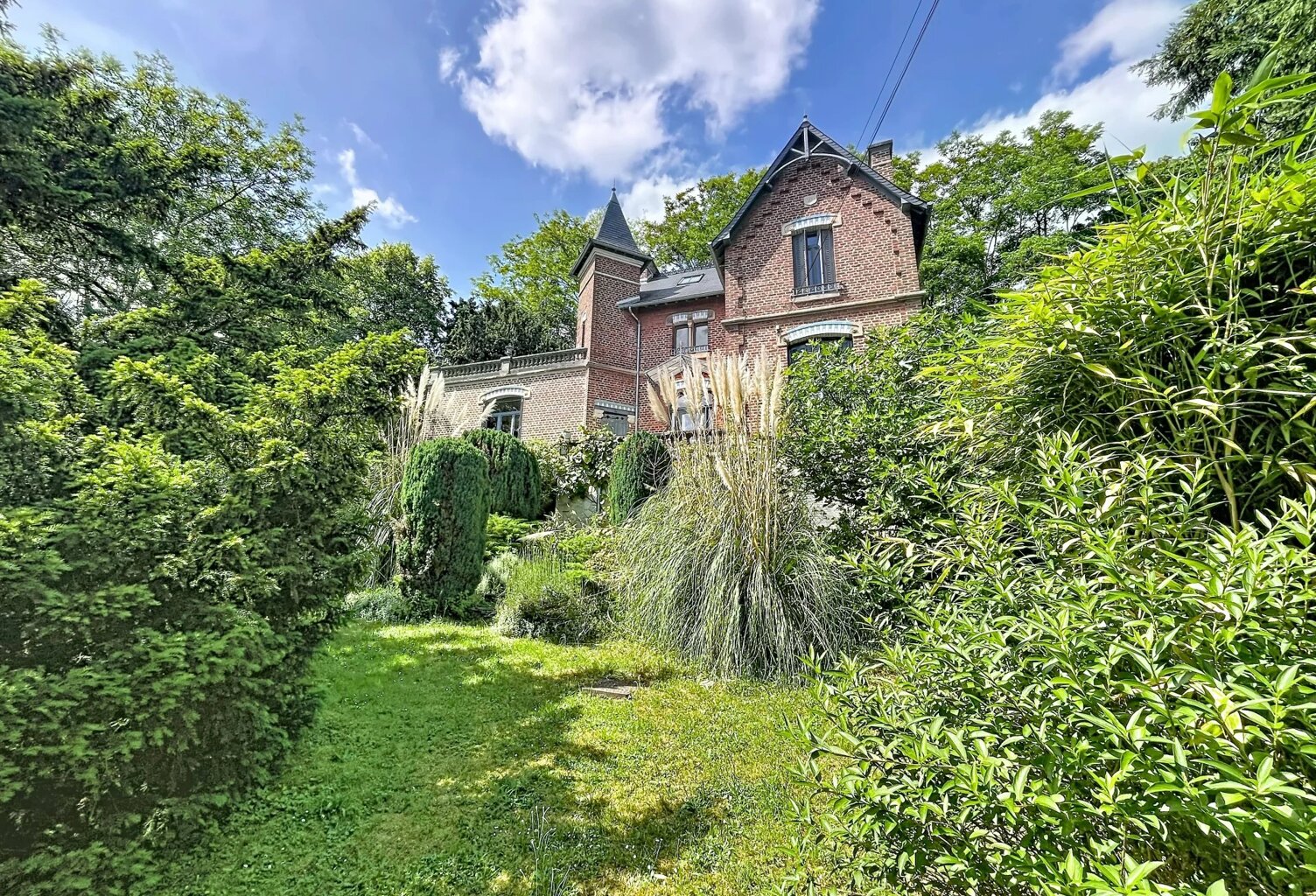 Maison de charme à Laon 7 pièces 187 m² entre Paris et Bruxelles — photo 1