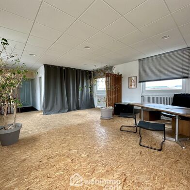 Bureau 2 pièces 65000 €