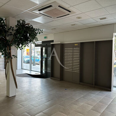 Commerce 10 pièces 1700 €