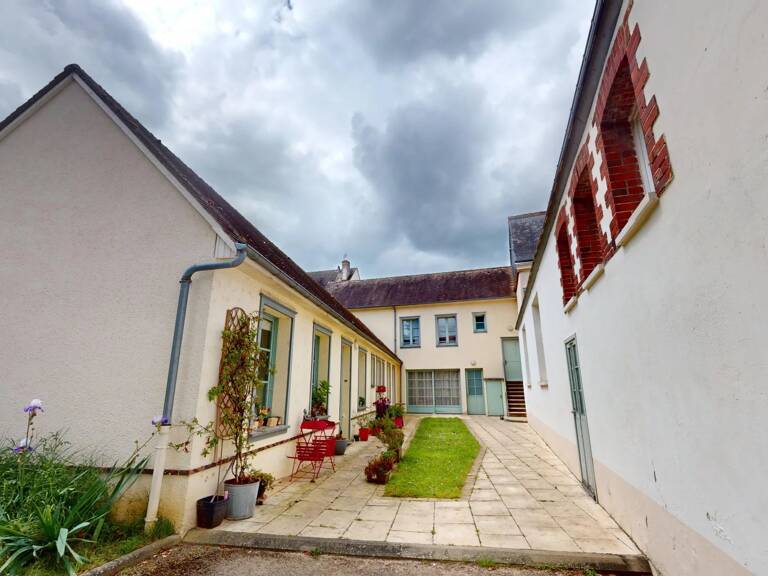 A VENDRE - Appartement 2 pièces CHARTRES BASSE VILLE — photo 1