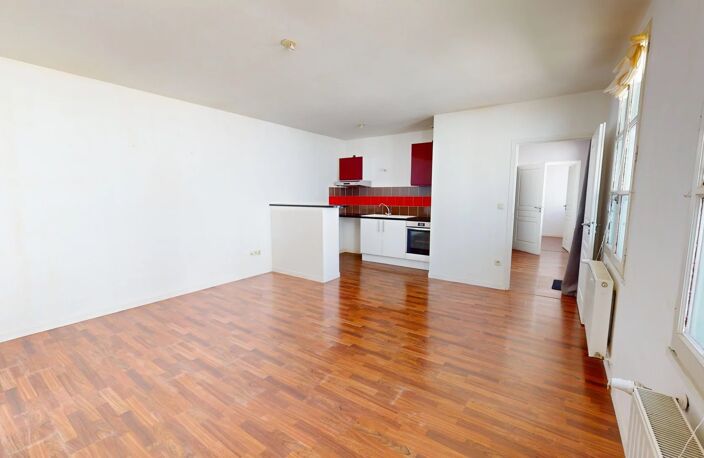 A VENDRE - Appartement 2 pièces CHARTRES BASSE VILLE — photo 2