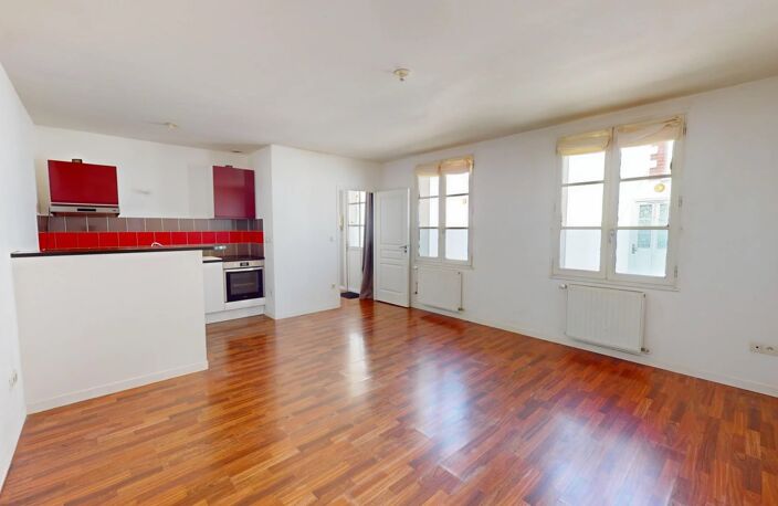 A VENDRE - Appartement 2 pièces CHARTRES BASSE VILLE — photo 4
