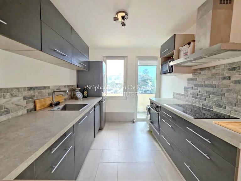 Appartement - 2 chambres -  balcon et parking. — photo 1