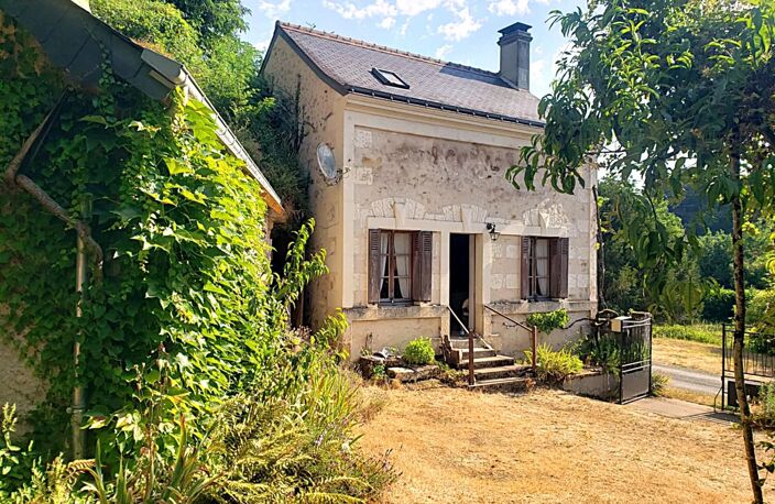 EXCLUSIVITÉ - Maison ancienne CHEILLE bourg. — photo 3