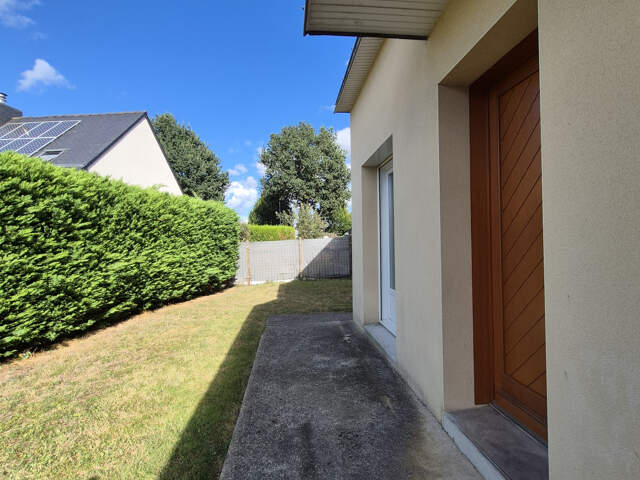 Maison 5 pièces terrain 629 m2 — photo du bien