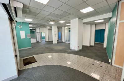 CAMILLE VERNET - LOCAL COMMERCIAL 290 m2 — photo du bien