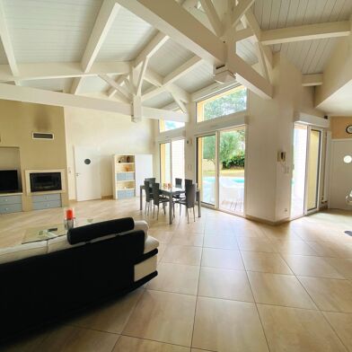 Maison 7 pièces 692000 €