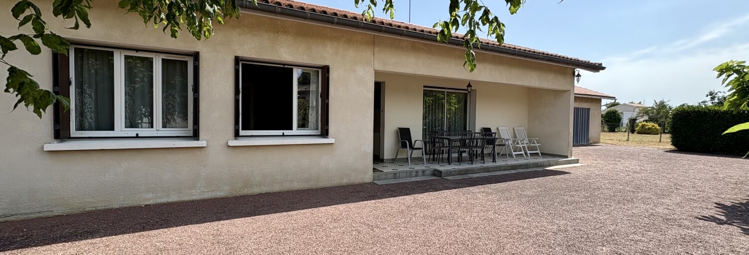 Maison 4 Pièces 100 m² à vendre à Les Billaux (33500)