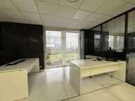 BUREAUX à LOUER — photo 2