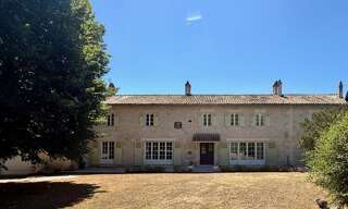 Maison 10 Pièces 335 m² à vendre à Périgné (79170)