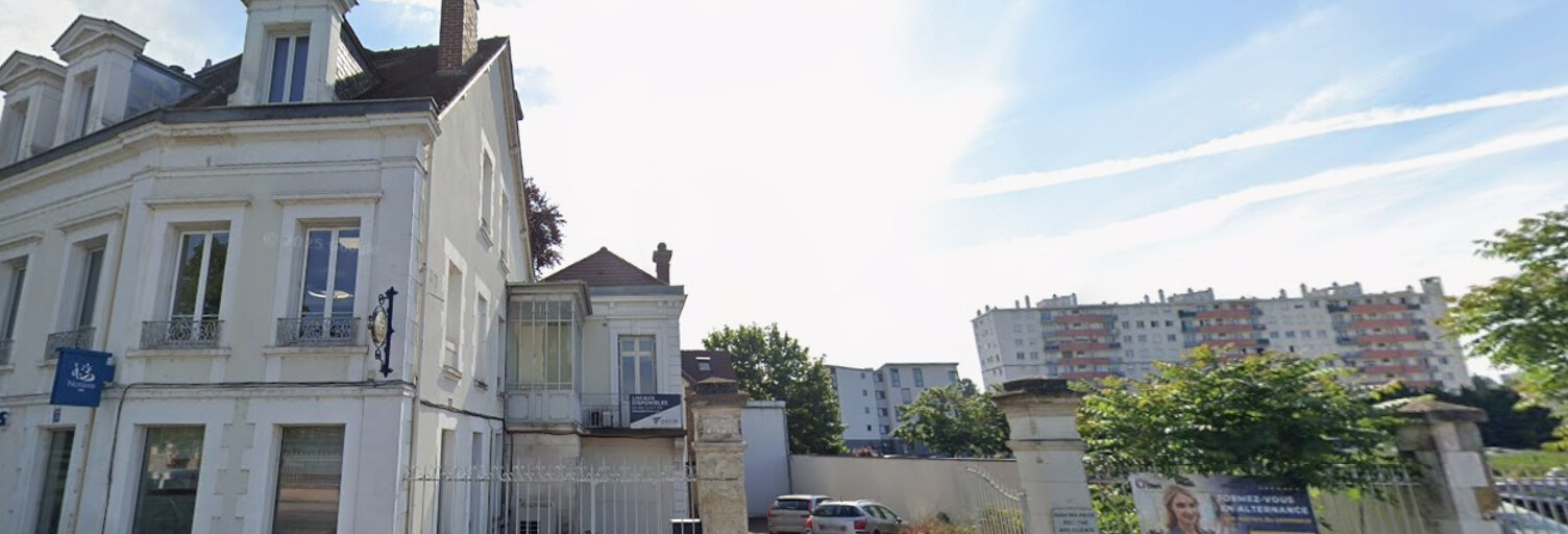 Bureau  116 m² à louer à Auxerre (89000)