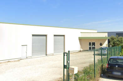 Commerce  305000 €