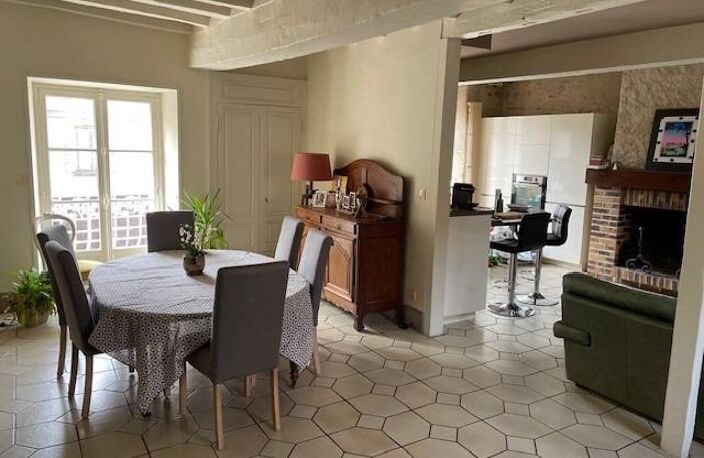 Vente maison 9 pièces 285 m² Saint-Benoît-du-Sault (36170) — photo 2